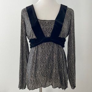 Studio M Black/Creme Velvet Blouse L